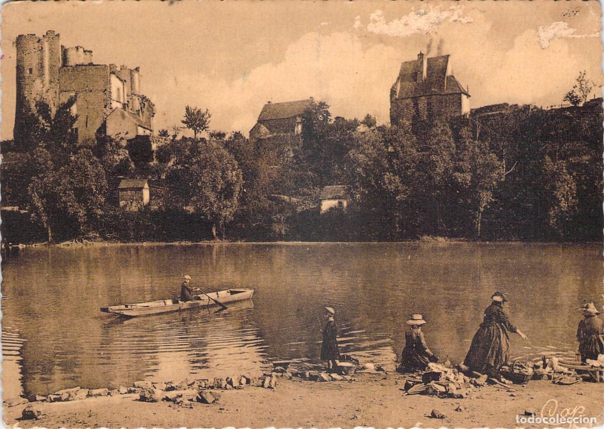 Postales: Tarjeta Postal Bourbon l'Archambault - El Estanque y el Castillo