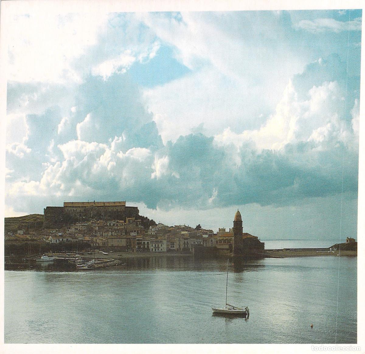Postales: Postal de Collioure, Francia - Vista del Puerto y la Iglesia