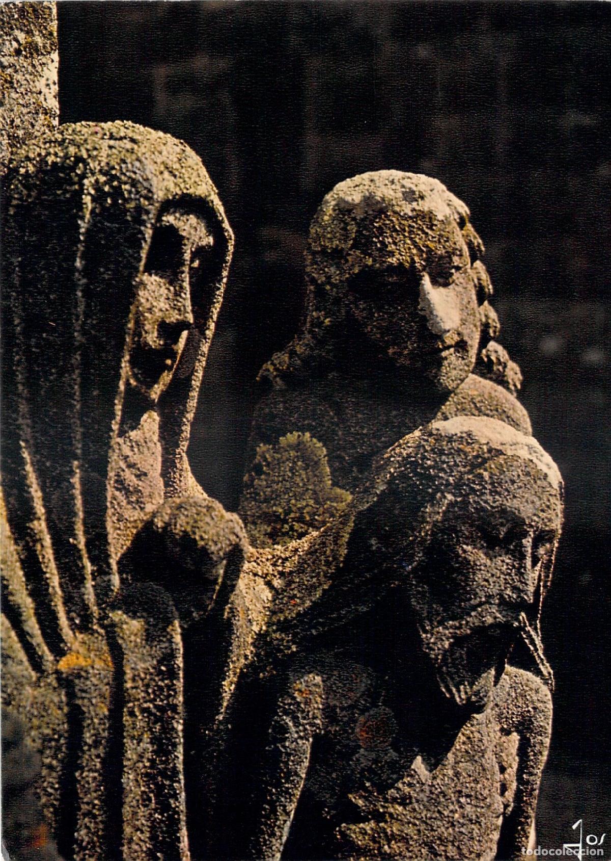 Postales: Postal de escultura de granito bret&oacute;n en Breta&ntilde;a, Francia
