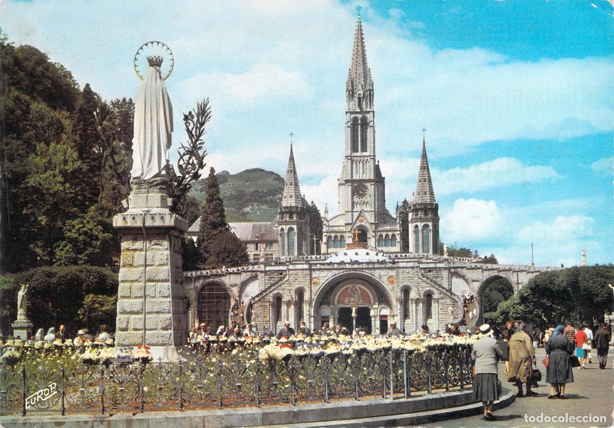 Postales: Postal de la Bas&iacute;lica y la Virgen Coronada en Lourdes, Francia