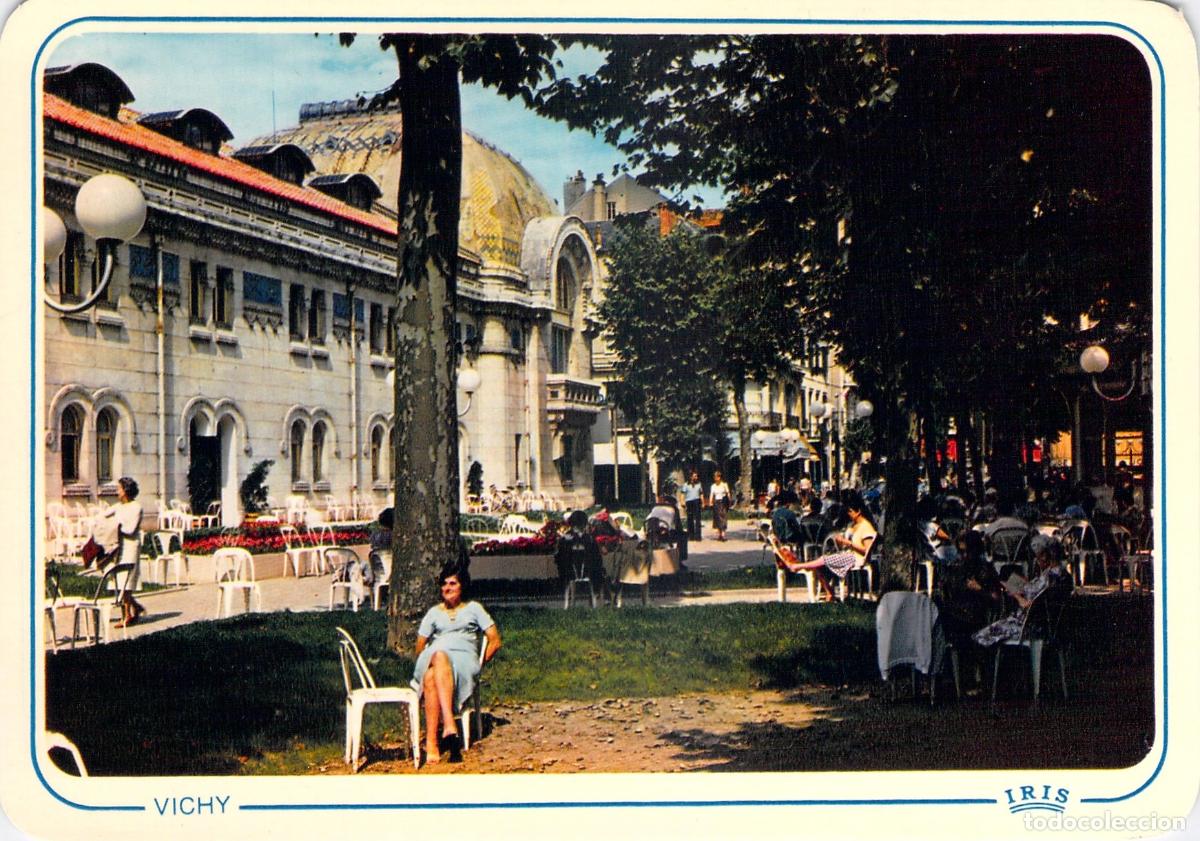 Cartoline: Postal de Vichy - Esplanada Peatonal del Forum y Fuentes