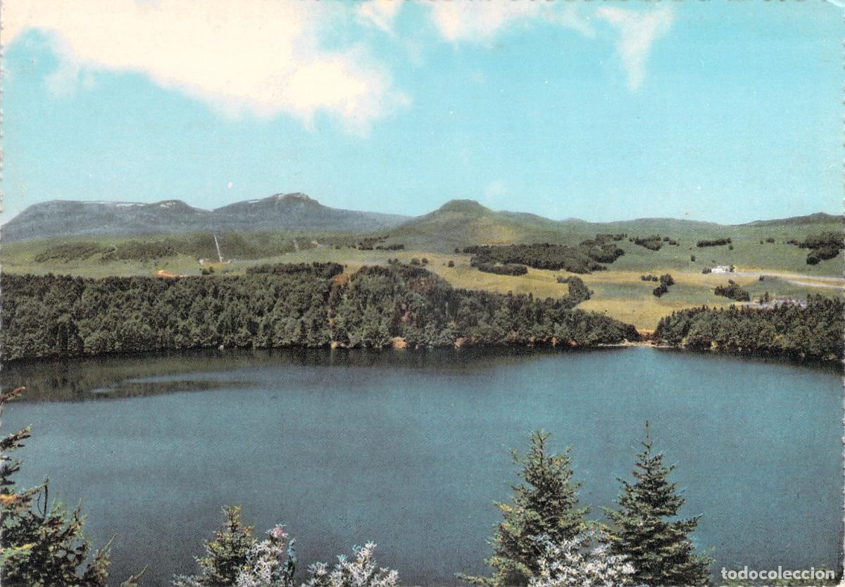 Cartoline: Tarjeta Postal del Lac Pavin y el Massif du Sancy, Auvernia