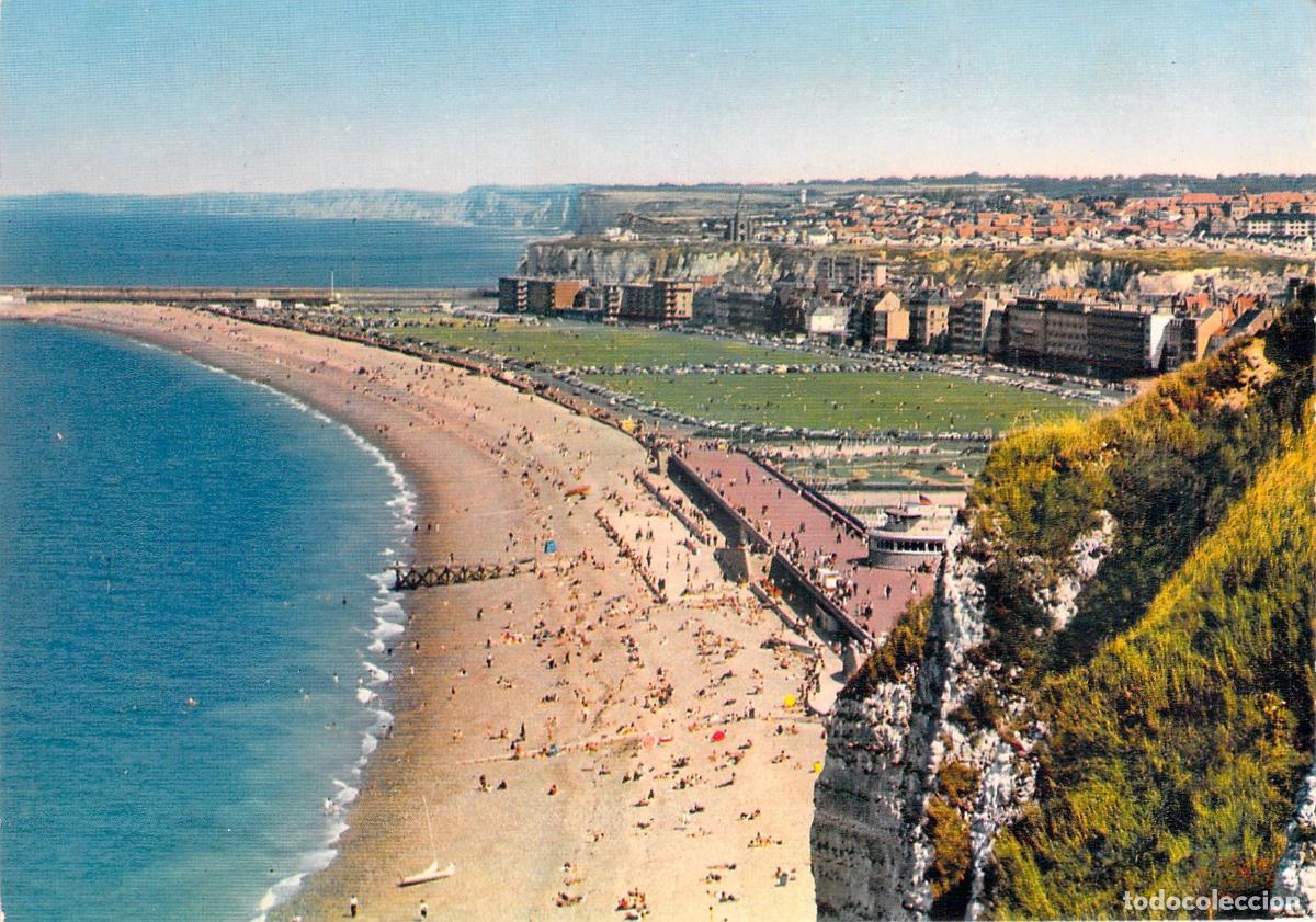 Postcards: Postal de Dieppe, Francia - Vista General de la Playa y Acantilados
