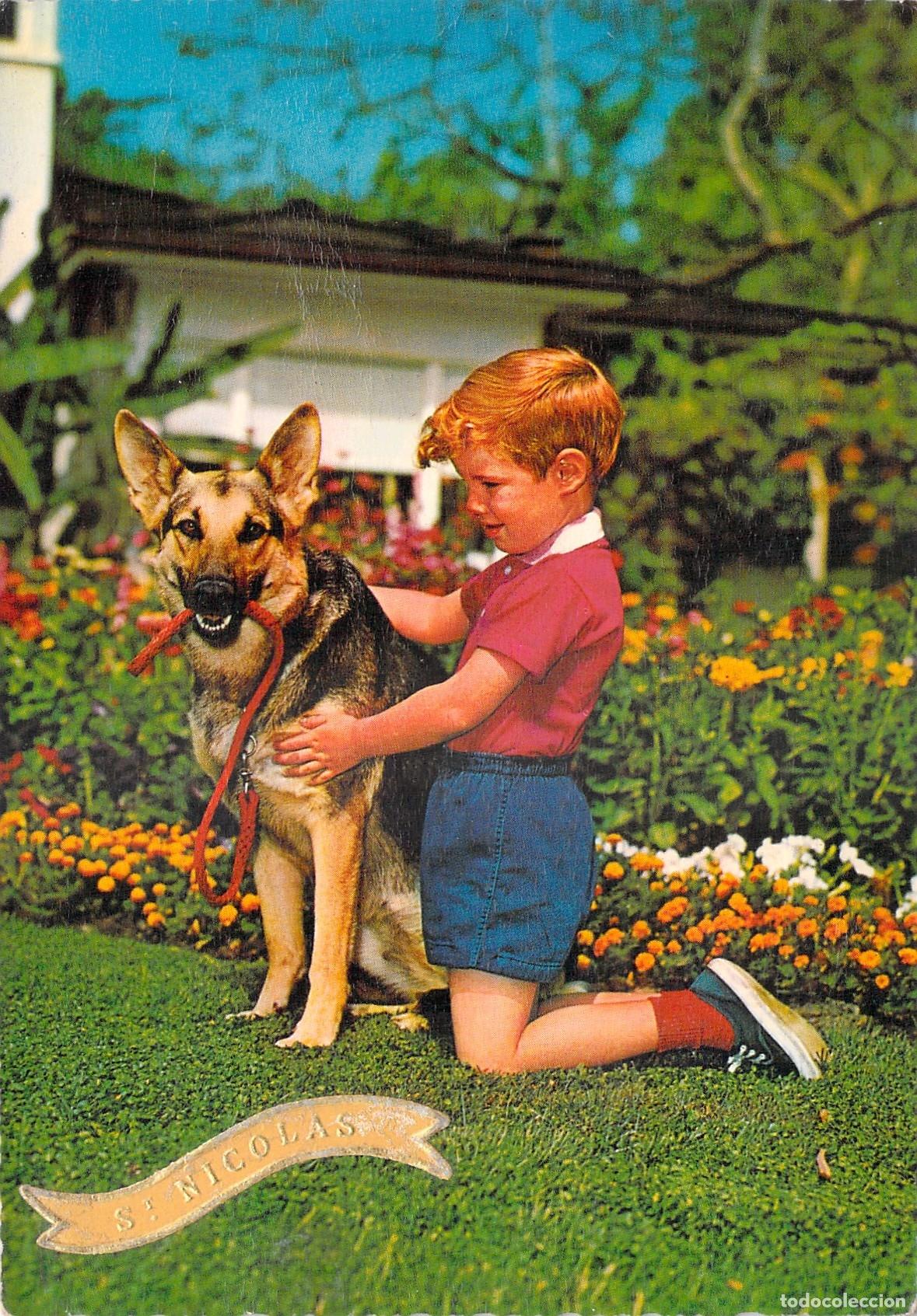 Postales: Postal de San Nicol&aacute;s con Ni&ntilde;o y Perro Pastor Alem&aacute;n