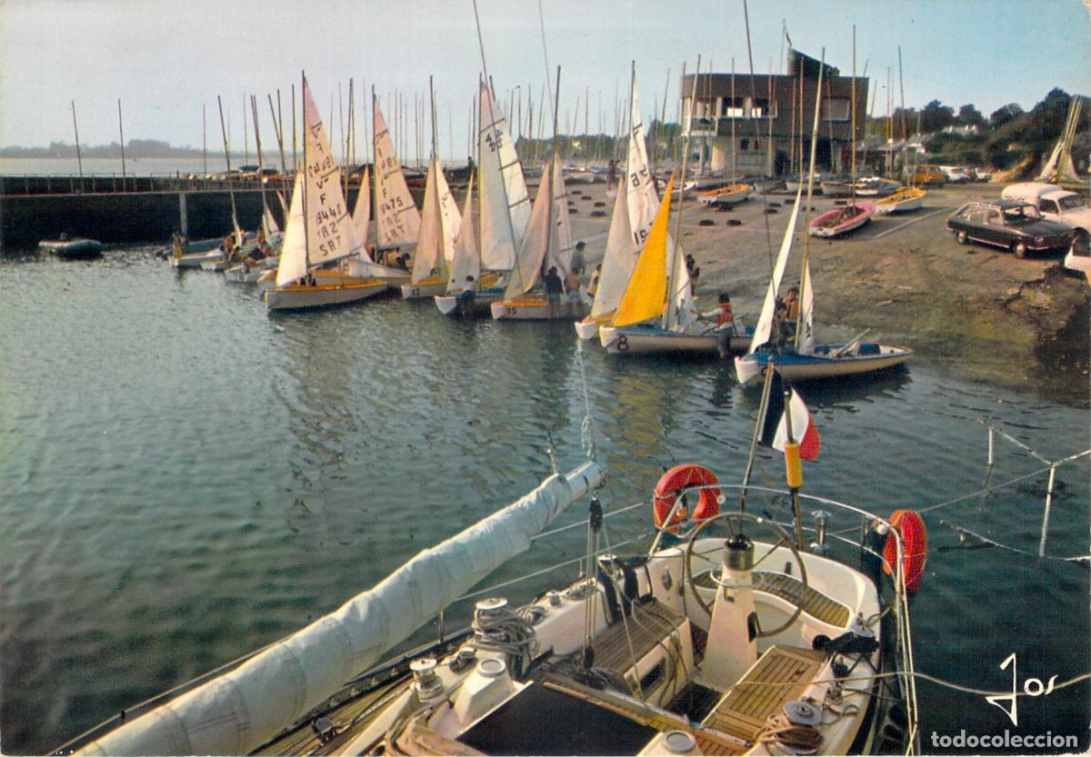 Postcards: Postal de La Trinit&eacute;-sur-Mer Francia Centro N&aacute;utico con Veleros