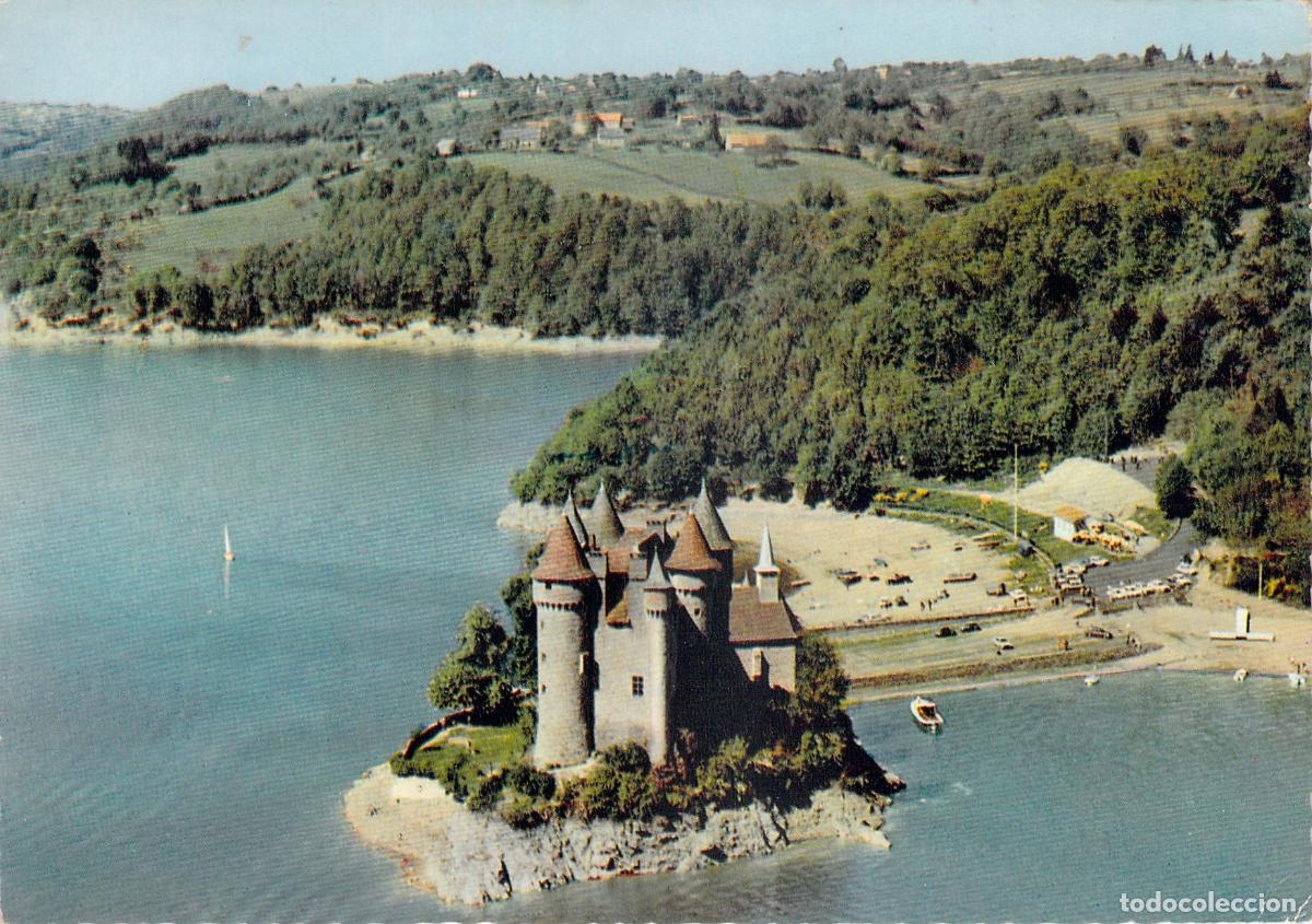 Postkarten: Postal Ch&acirc;teau de Val en Lanobre sobre el Lago de Bort-les-Orgues