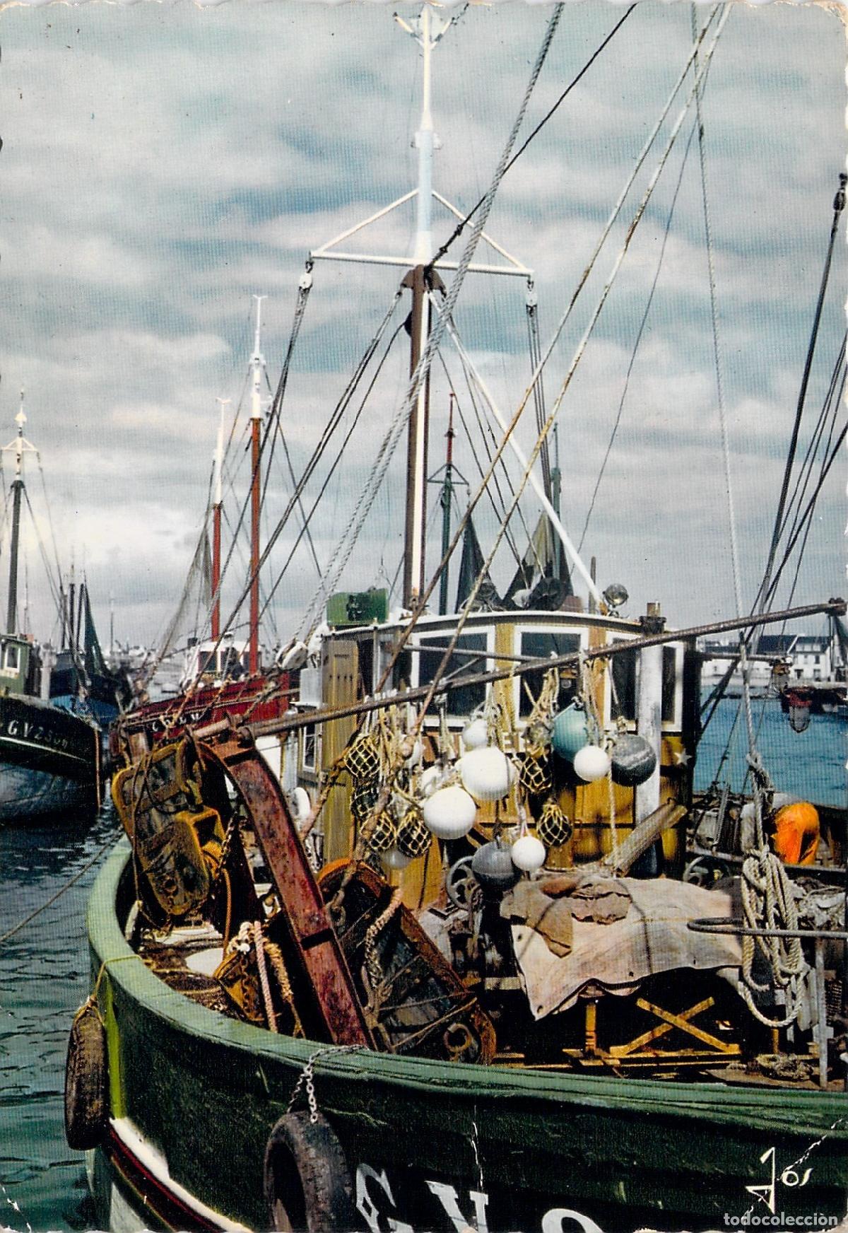 Postales: Postal de Le Guilvinec, Breta&ntilde;a - Chalutiers en el Puerto