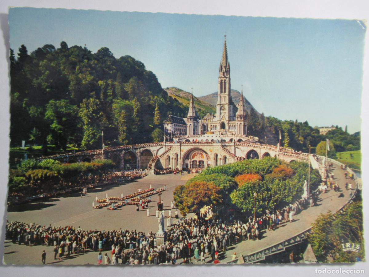 Postales: Lourdes - Les malades assistant au Chemin de Croix - S/C
