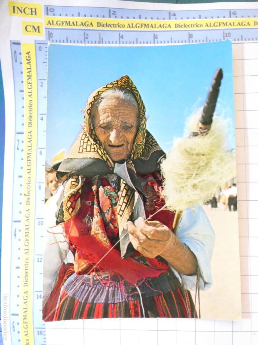 Postales: POSTAL DE PORTUGAL. MINHO MUJER HILANDERA DE LINO DE PERRE. TIPISMO FOLKLORE. 2321