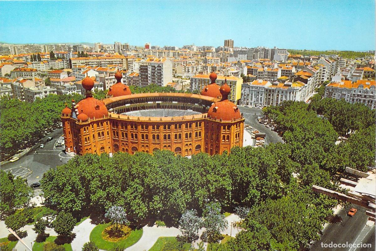 Postales: Postal de la Plaza de Toros Campo Pequeno en Lisboa, Portugal