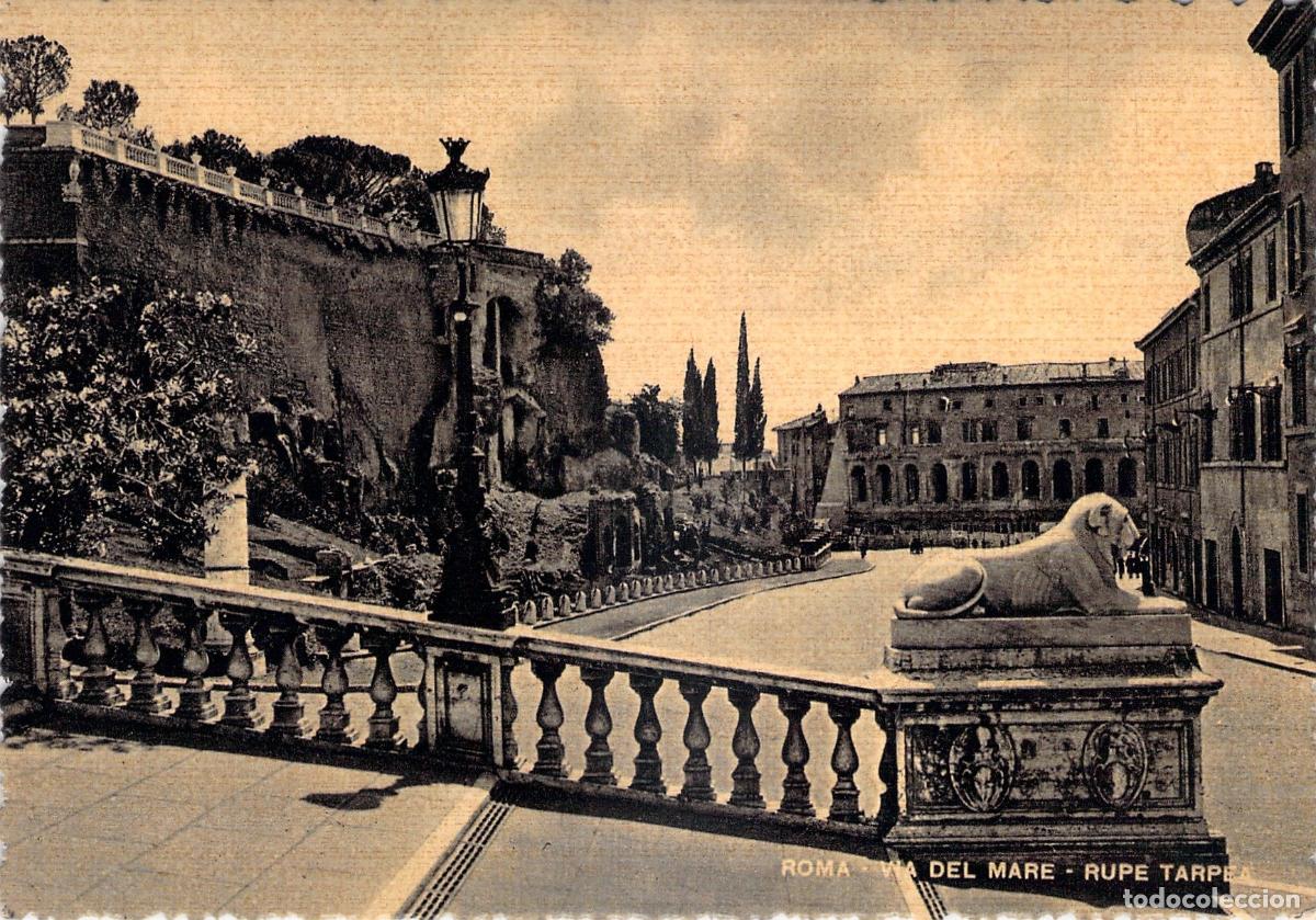 Postales: Postal de Roma: Via del Mare y la Roca Tarpeya con Escultura de Le&oacute;n