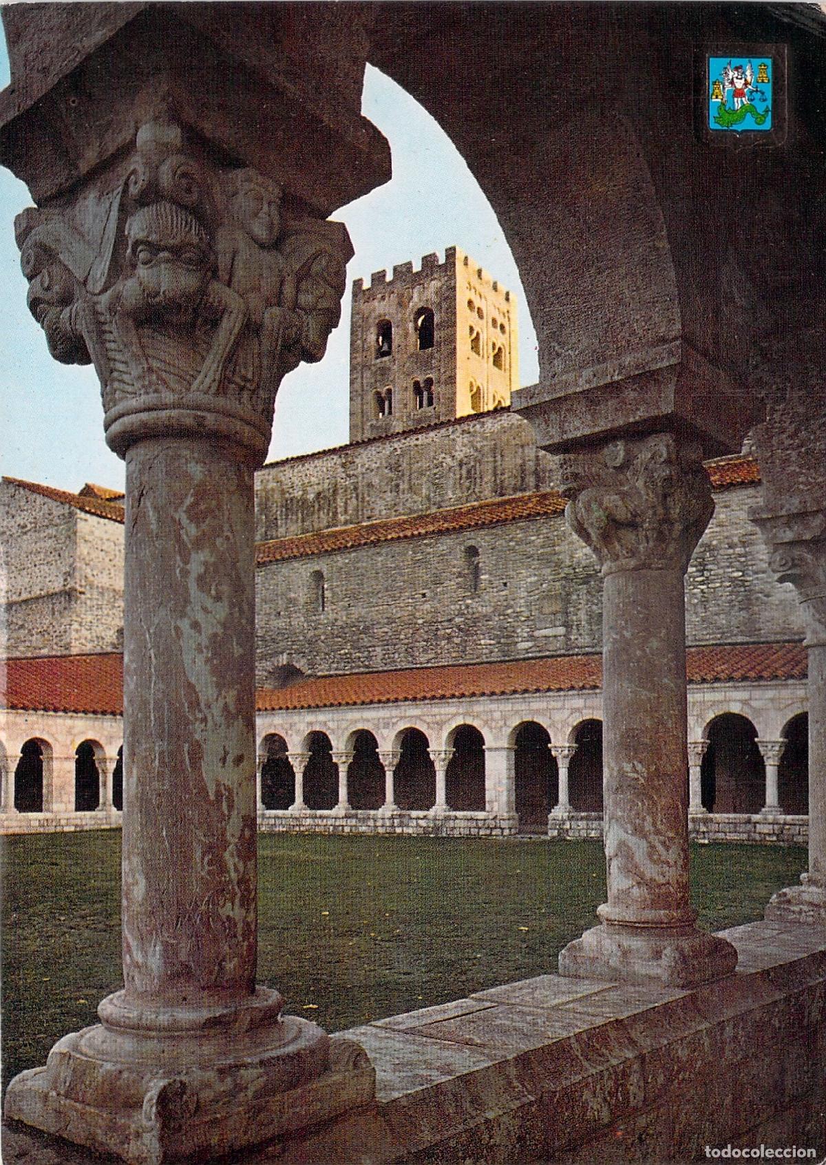 Postales: Postal de la Abad&iacute;a de San Miguel de Cuix&aacute;, Claustro de M&aacute;rmol Rosa