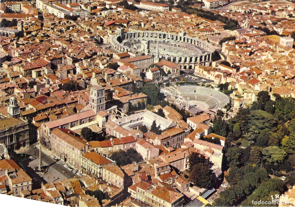 Postales: Postal de Arles Vista A&eacute;rea del Anfiteatro y Teatro Romano Francia