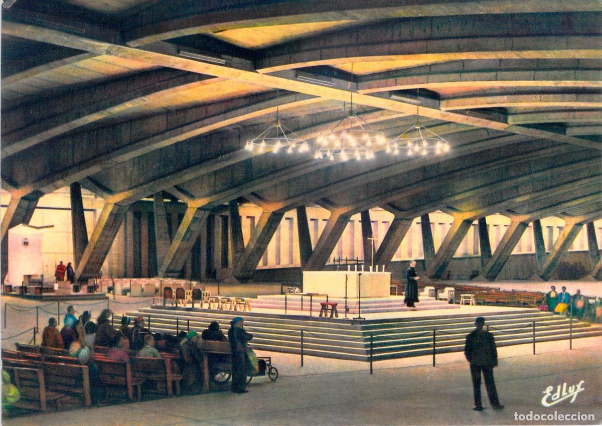 Postales: Postal de la Bas&iacute;lica Subterr&aacute;nea San P&iacute;o X en Lourdes, Francia