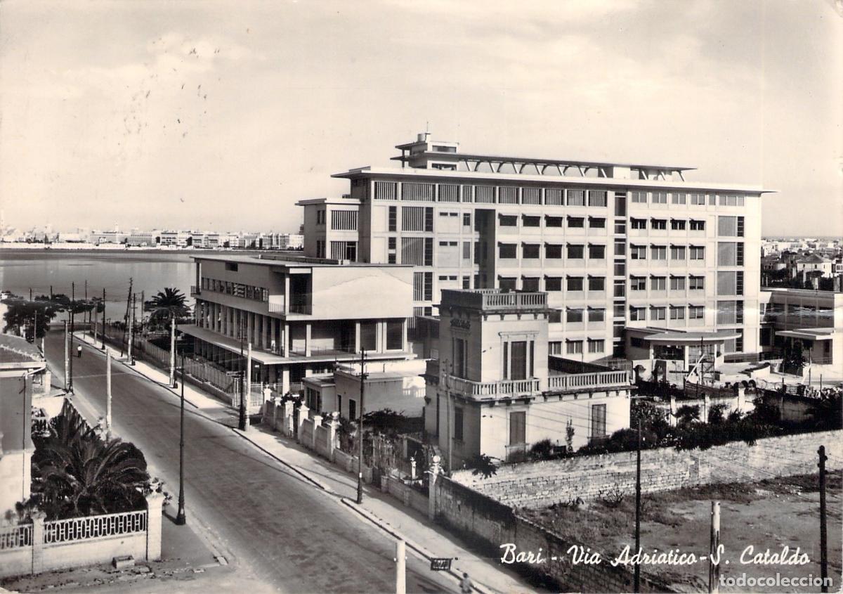 Postales: Postal de Bari: Via Adriatico y Barrio de San Cataldo, Italia