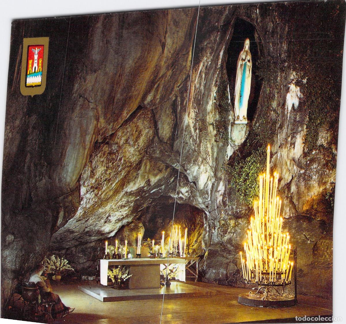 Postales: Postal de la Gruta Milagrosa en el Santuario de Lourdes, Francia