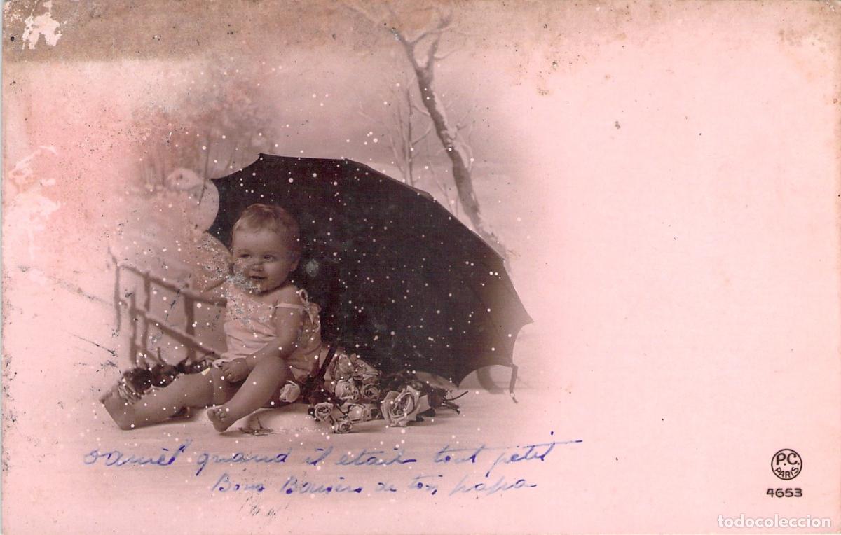 Postales: Postal Francesa de Beb&eacute; Bajo un Paraguas en la Nieve P.C. Paris
