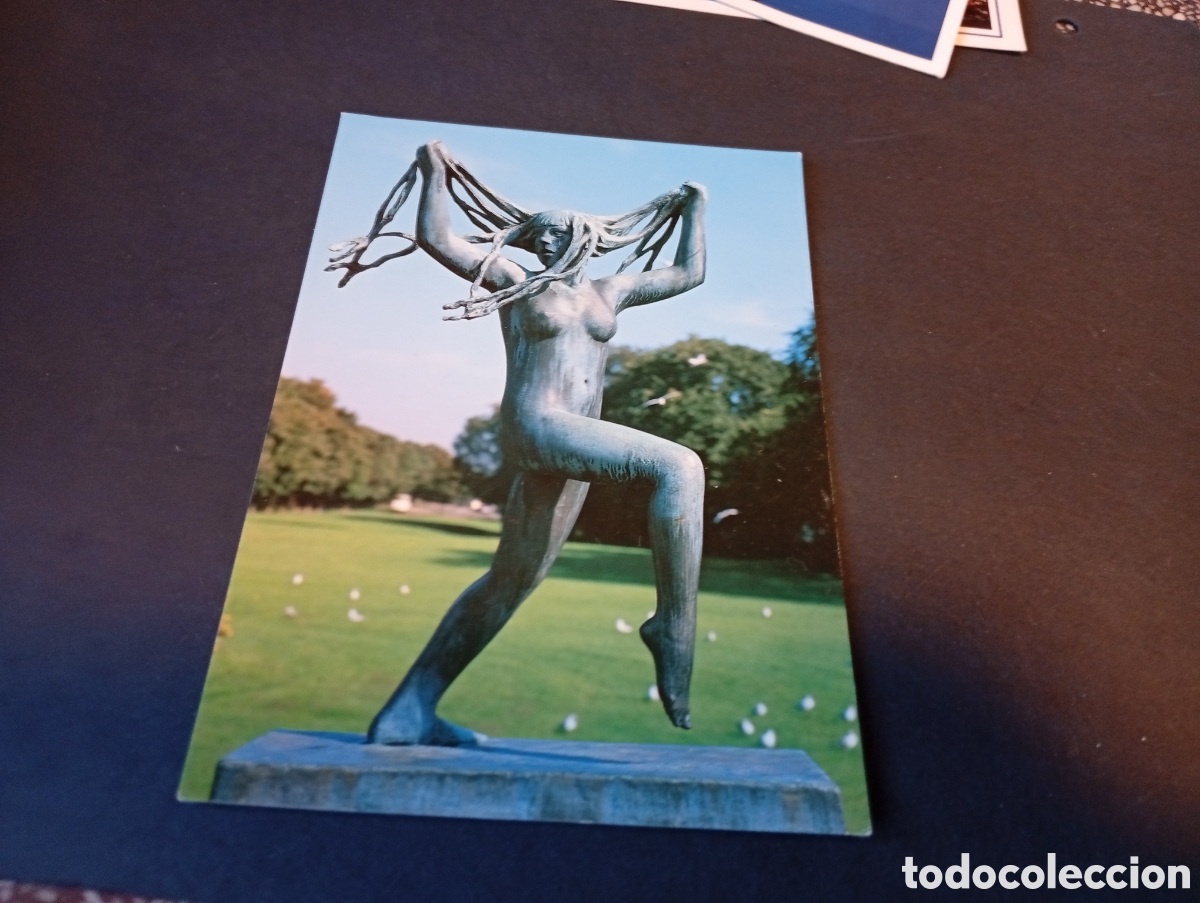 Postales: Postal estatua mujer,Vigelandsparken