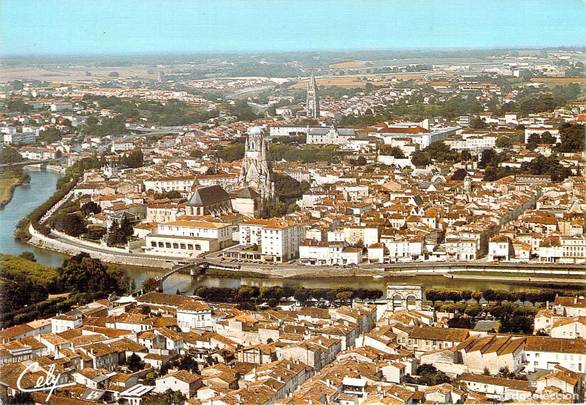 Postales: Postal de Vista General de Saintes y el R&iacute;o Charente, Francia