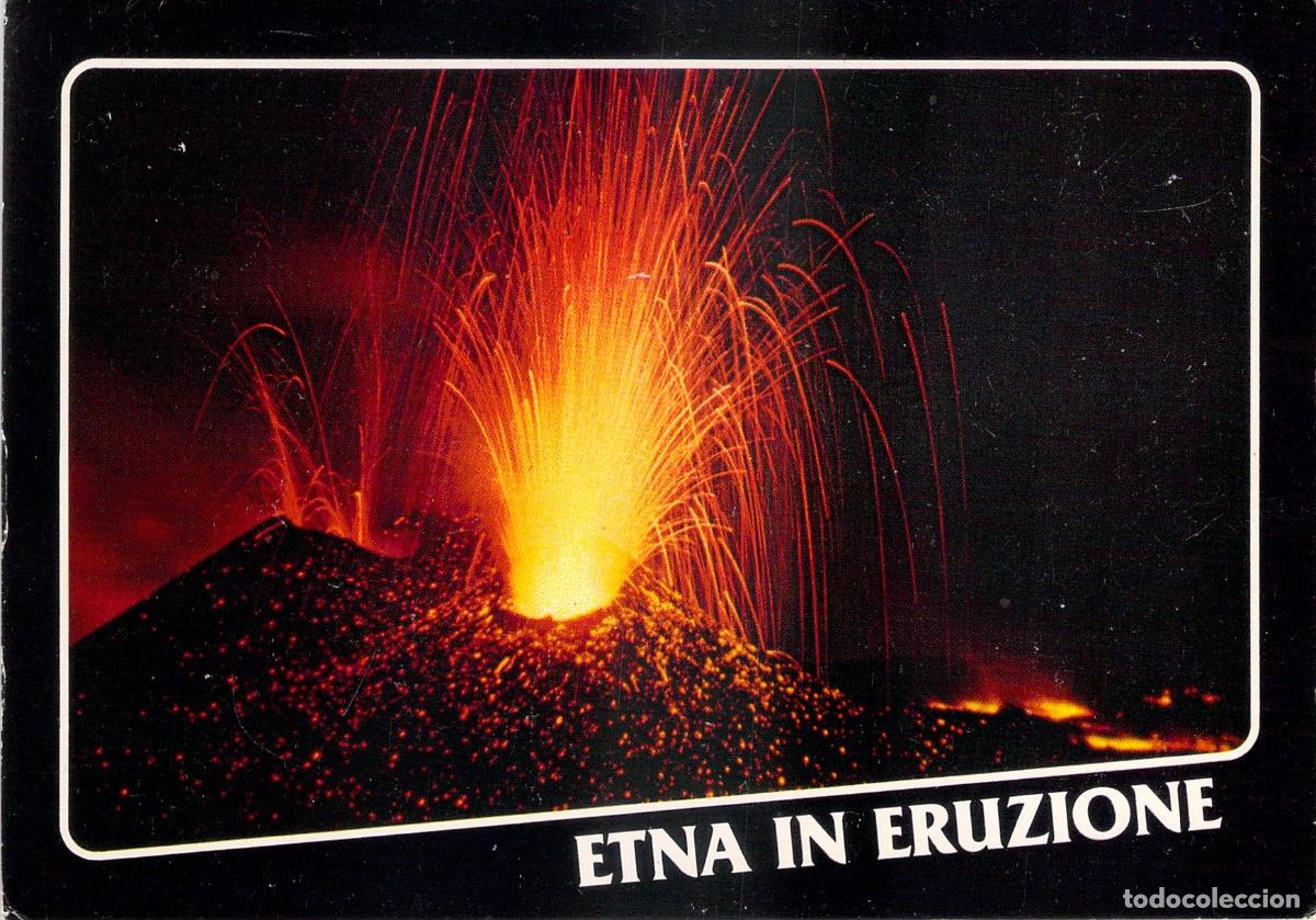 Postais: Postal de la Erupci&oacute;n Nocturna del Volc&aacute;n Etna en Sicilia, Italia