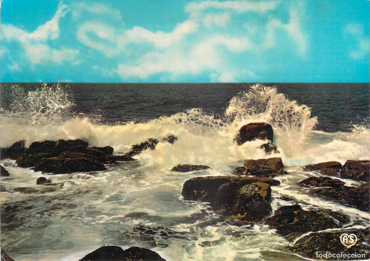 Postales: Postal de Mers-les-Bains con Paisaje de Olas Chocando en las Rocas