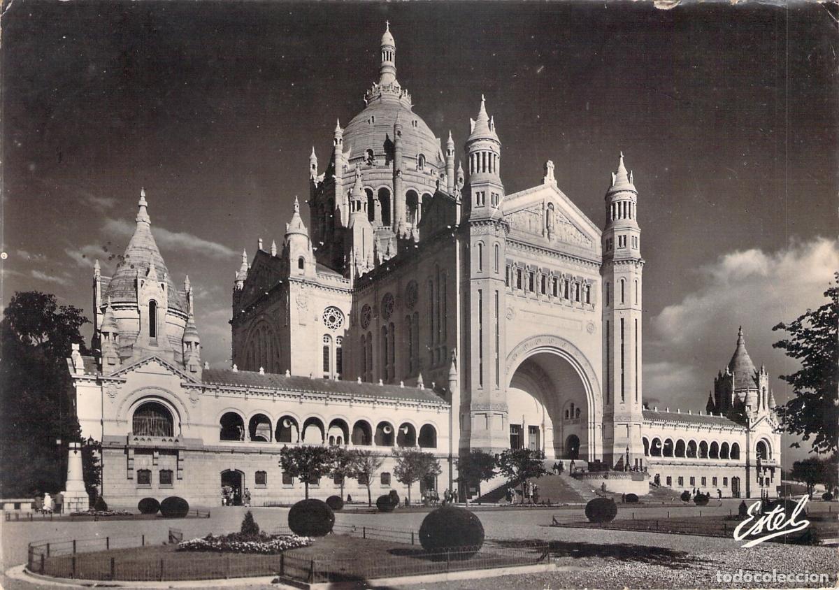 Postales: Postal de la Bas&iacute;lica de Santa Teresa en Lisieux