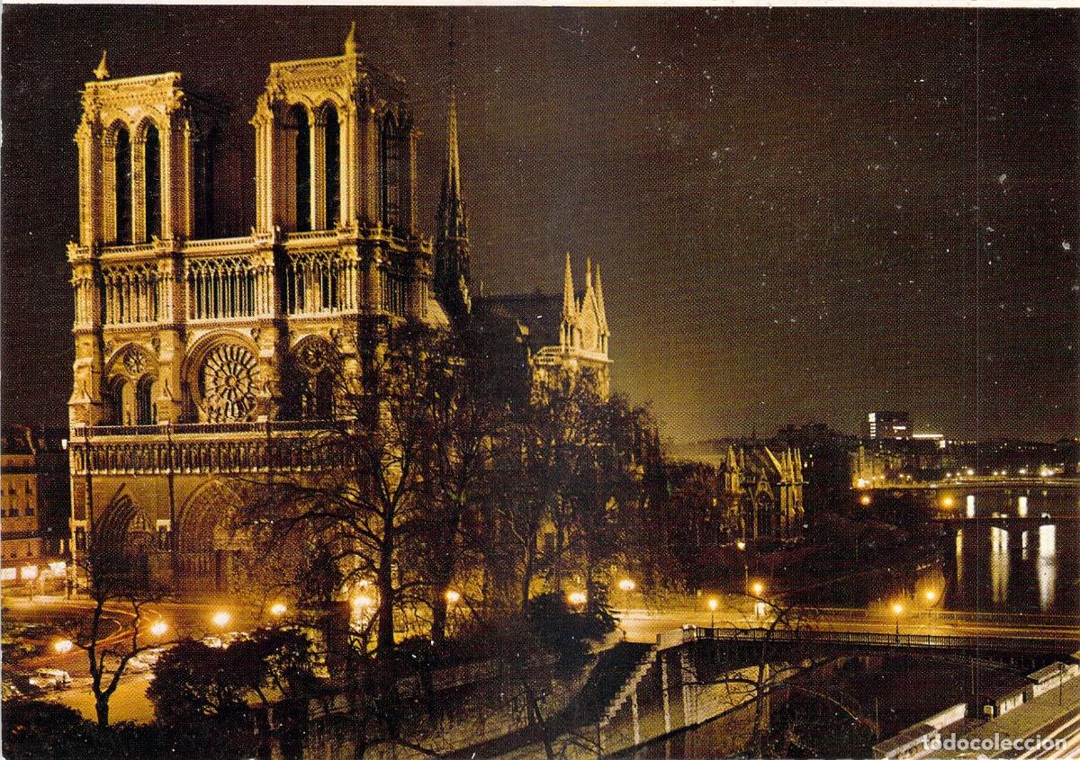 Postales: Postal de la Catedral de Notre-Dame de Par&iacute;s Iluminada