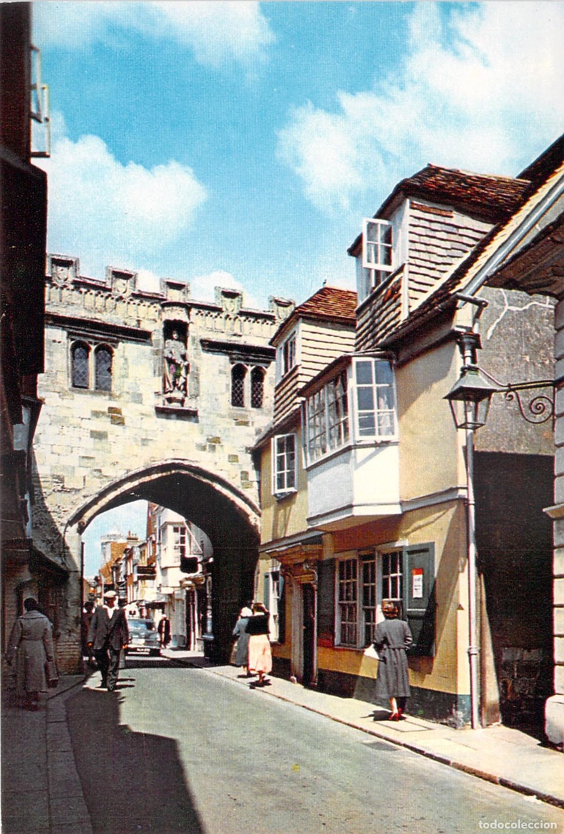 Postales: Postal de Salisbury: The High Street Gate y Entrada a la Catedral