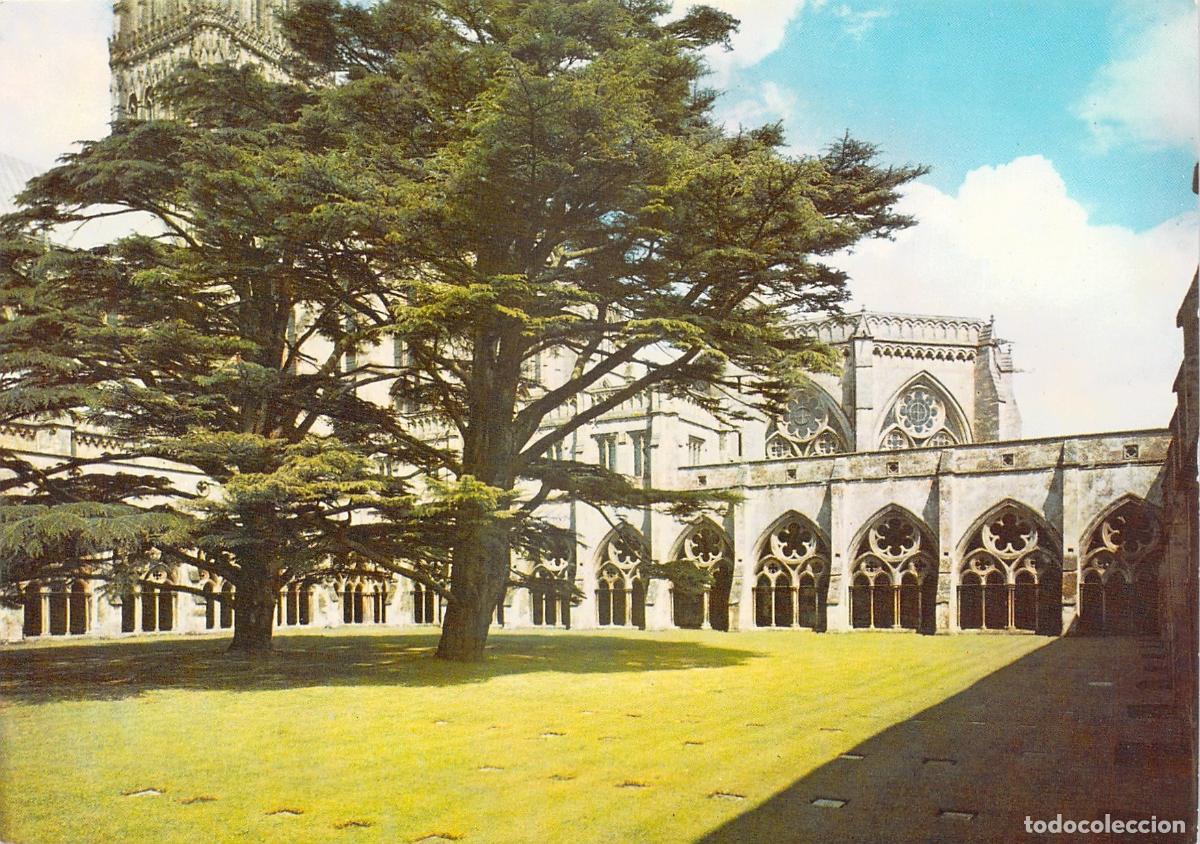 Postales: Postal de la Catedral de Salisbury y sus Claustros, Inglaterra