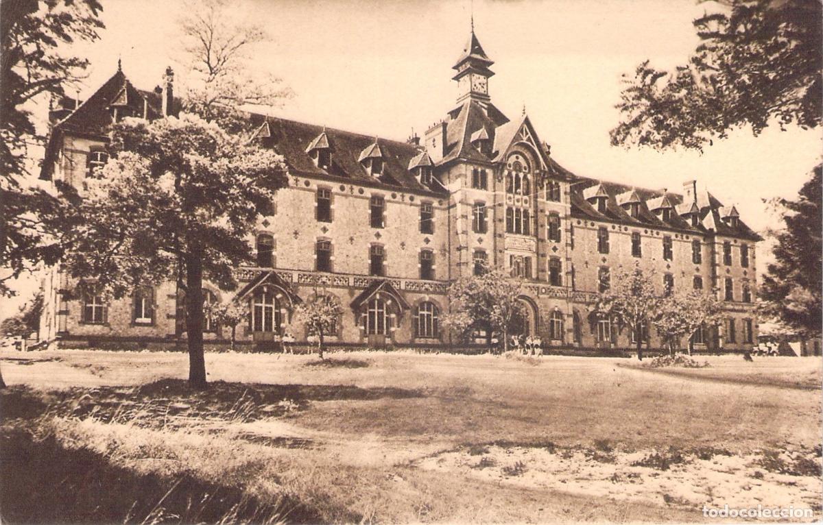 Postais: Postal Castillo de La Haute Barde Beaumont-la-Ronce Centro Deportivo