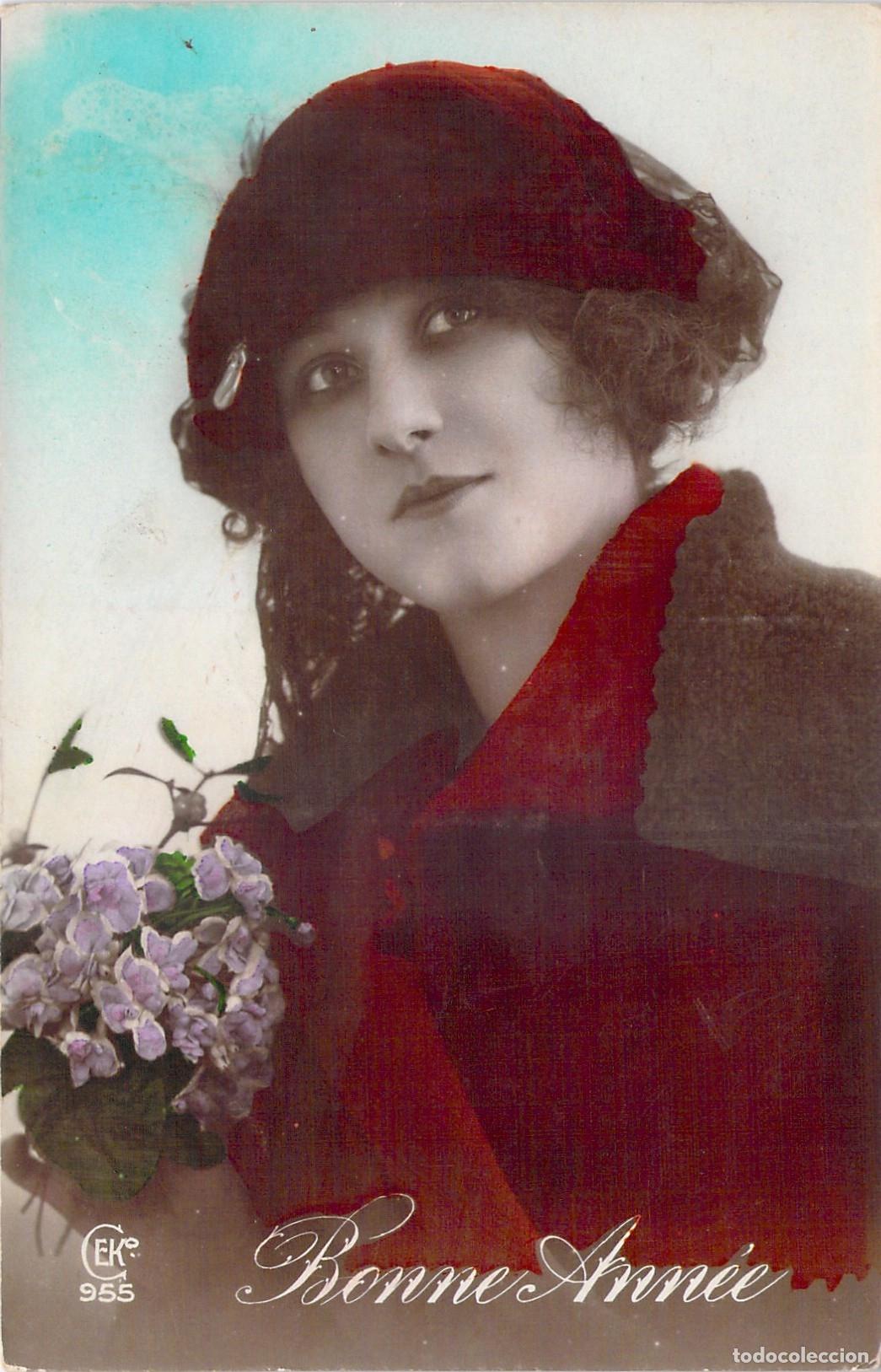 Cartes Postales: Postal de A&ntilde;o Nuevo con Retrato de Mujer y Flores