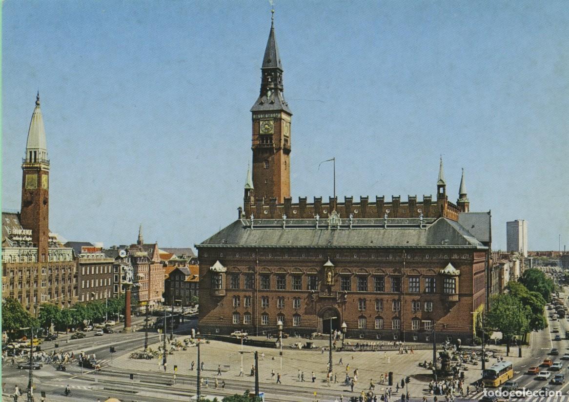 Postales: COPENHAGEN. Dinamarca. The Town Hall. Sin circular. ED. STENDERS FORLAG