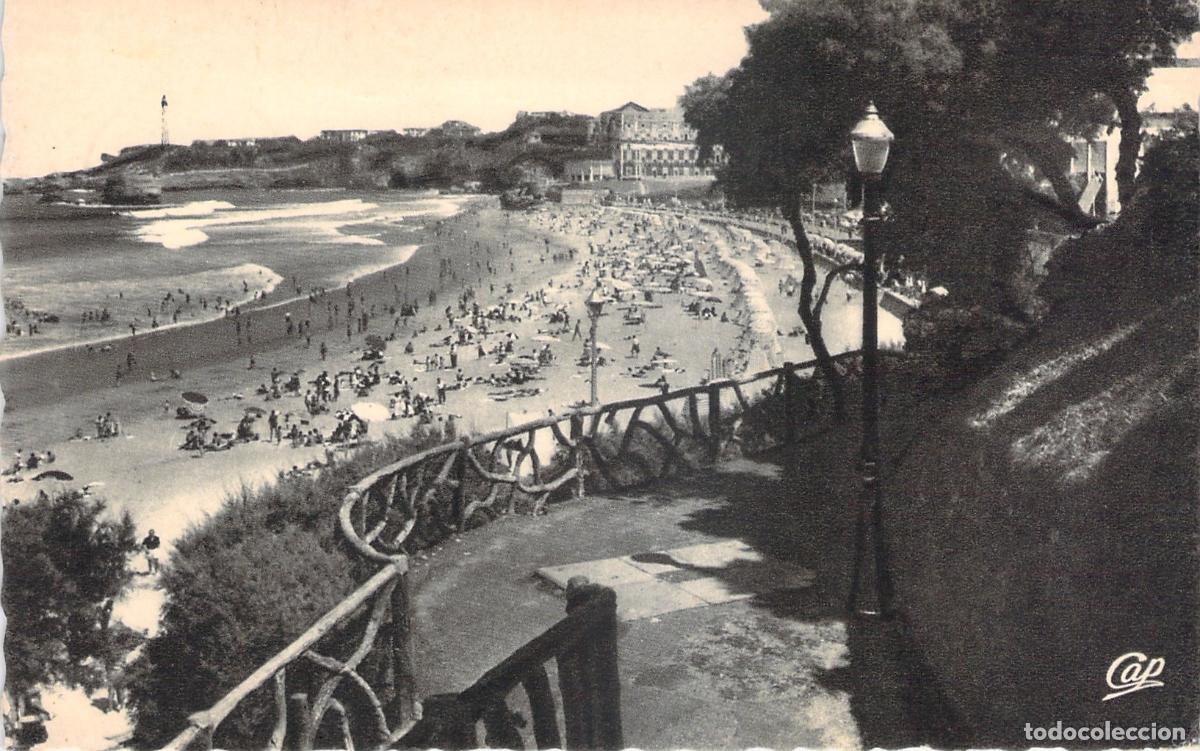 Postkarten: Postal de Biarritz: La Grande Plage y el Faro, Francia