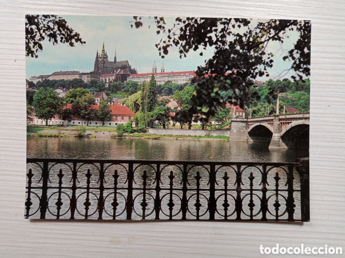 Postales: 1 de 2 Postal - Checoslovaquia - Castillo de Praga
