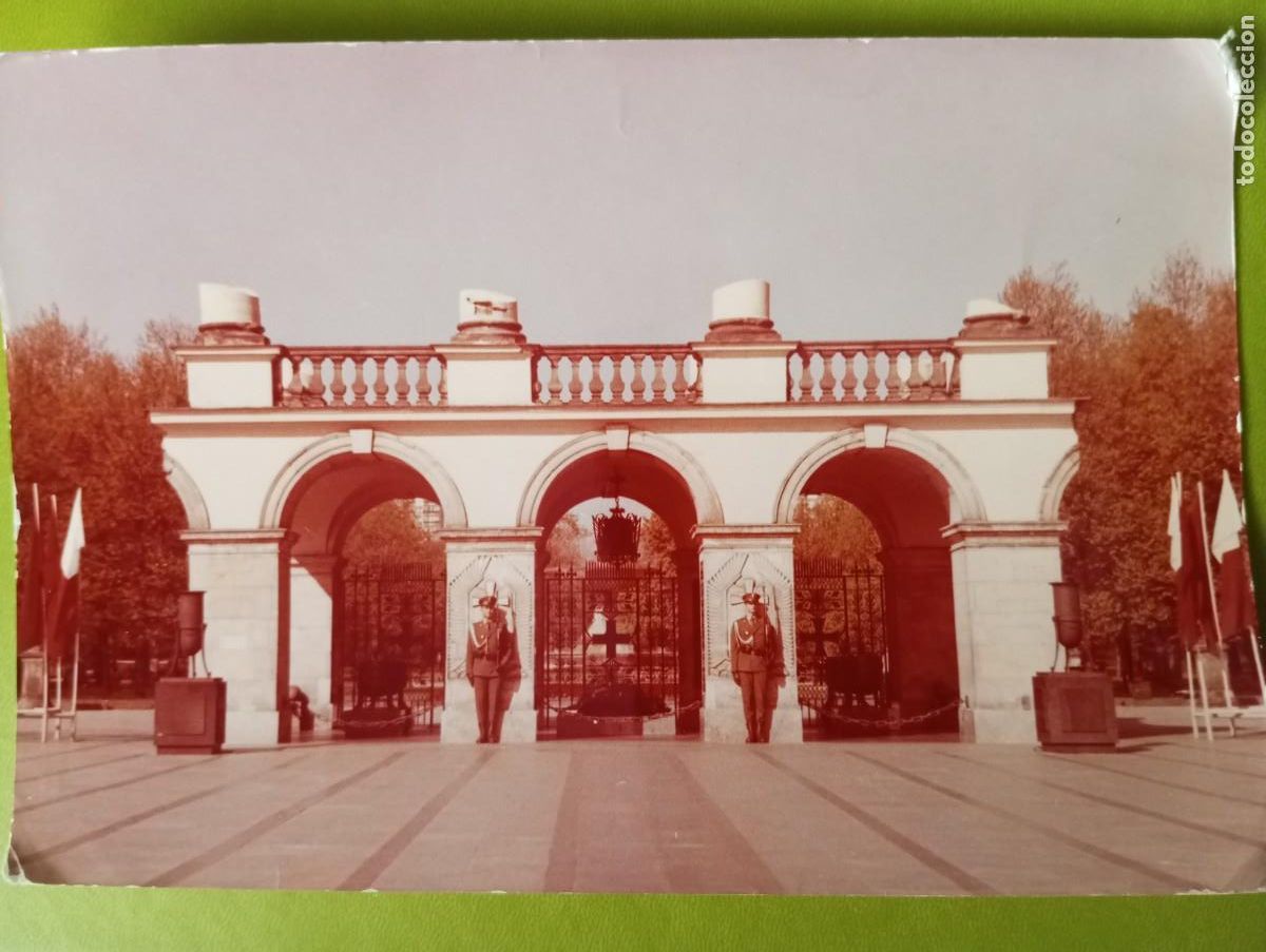 Postales: POSTAL DE POLONIA, VARSOVIA, MONUMENTO FUNERARIO AL SOLDADO DESCONOCIDO, ,CIRCULADA