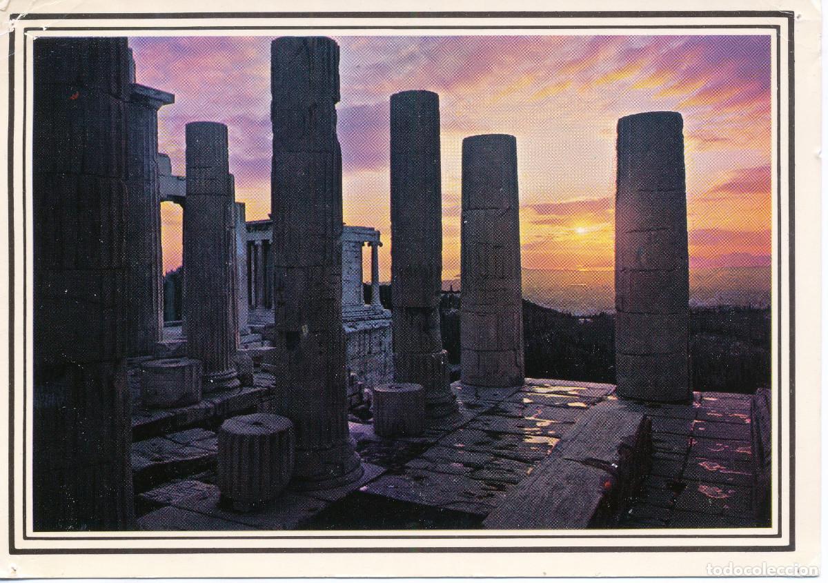 Postales: Atenas Grecia columnas sello 60 dracmas agosto de 1988 (Ediciones V. Goudi, Atenas).