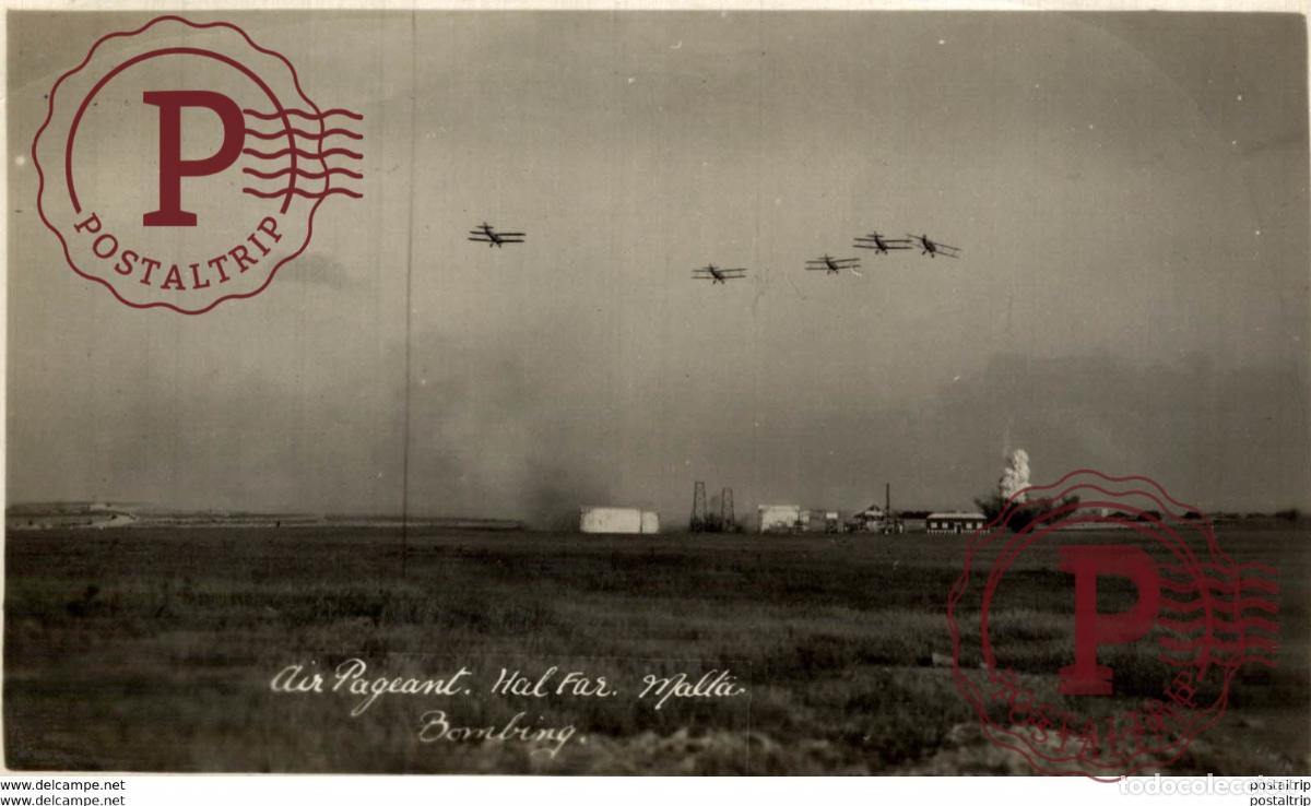 Postales: REAL PHOTO POSTCARD AIR PEGEANT HAL FAR MALTA BOMBING MALTA