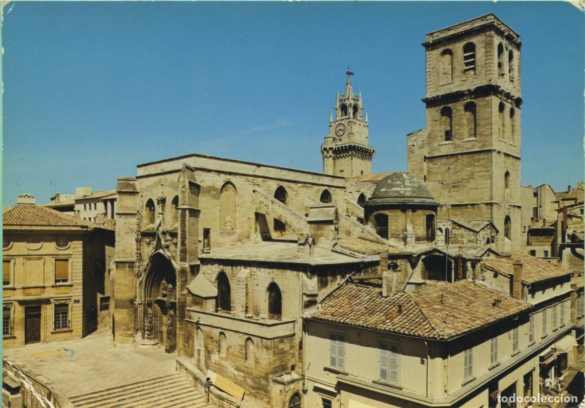 Postales: AVIGNON. France. Aglise SAINT AGRICOL. Sin circular. EDITIONS J.B.