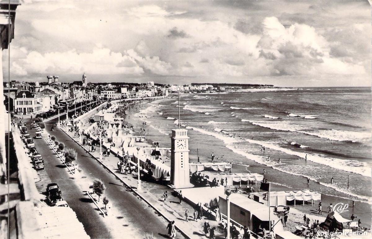 Postales: Postal de Les Sables-d'Olonne: Le Remblai y la Playa
