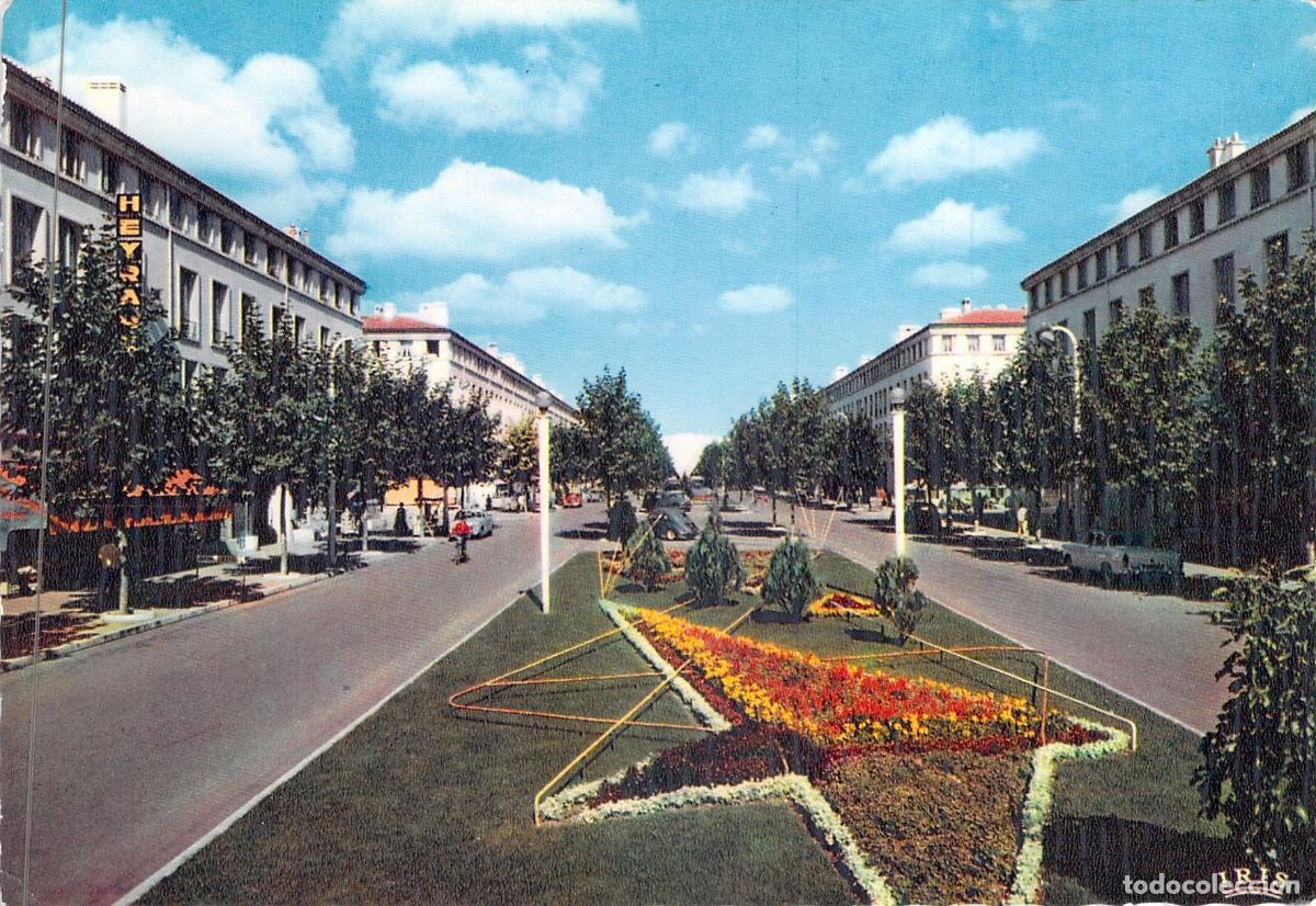 Postales: Postal de Royan - Boulevard Aristide-Briand y Jardines