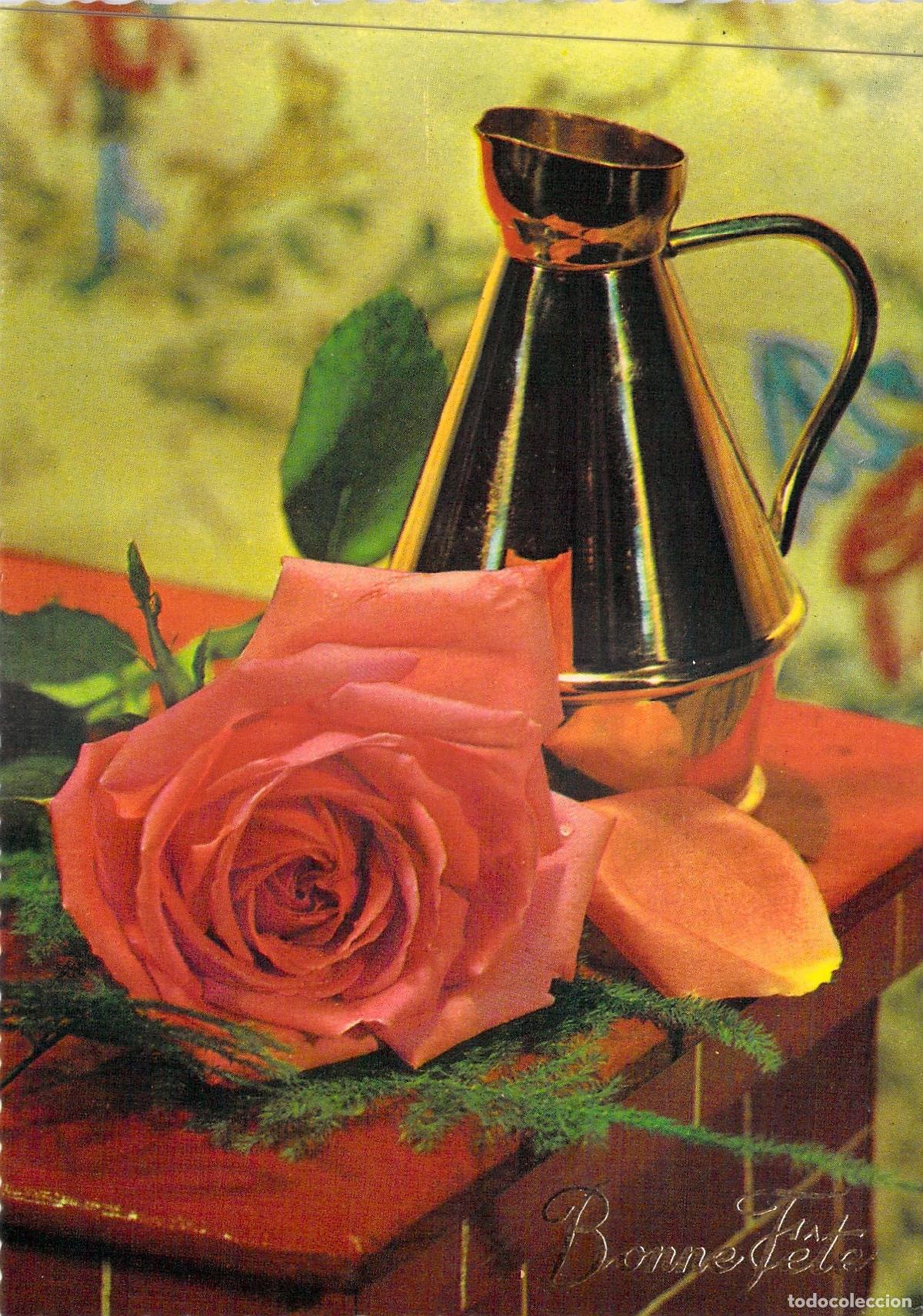 Postales: Postal de Felicitaci&oacute;n con Rosa Rosa y Jarra Dorada