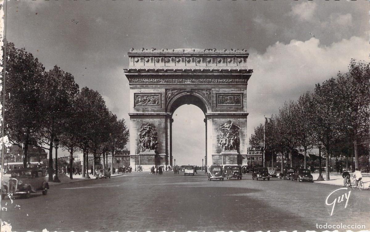 Postales: Postal de Par&iacute;s, Avenue des Champs-&Eacute;lys&eacute;es y el Arco de Triunfo