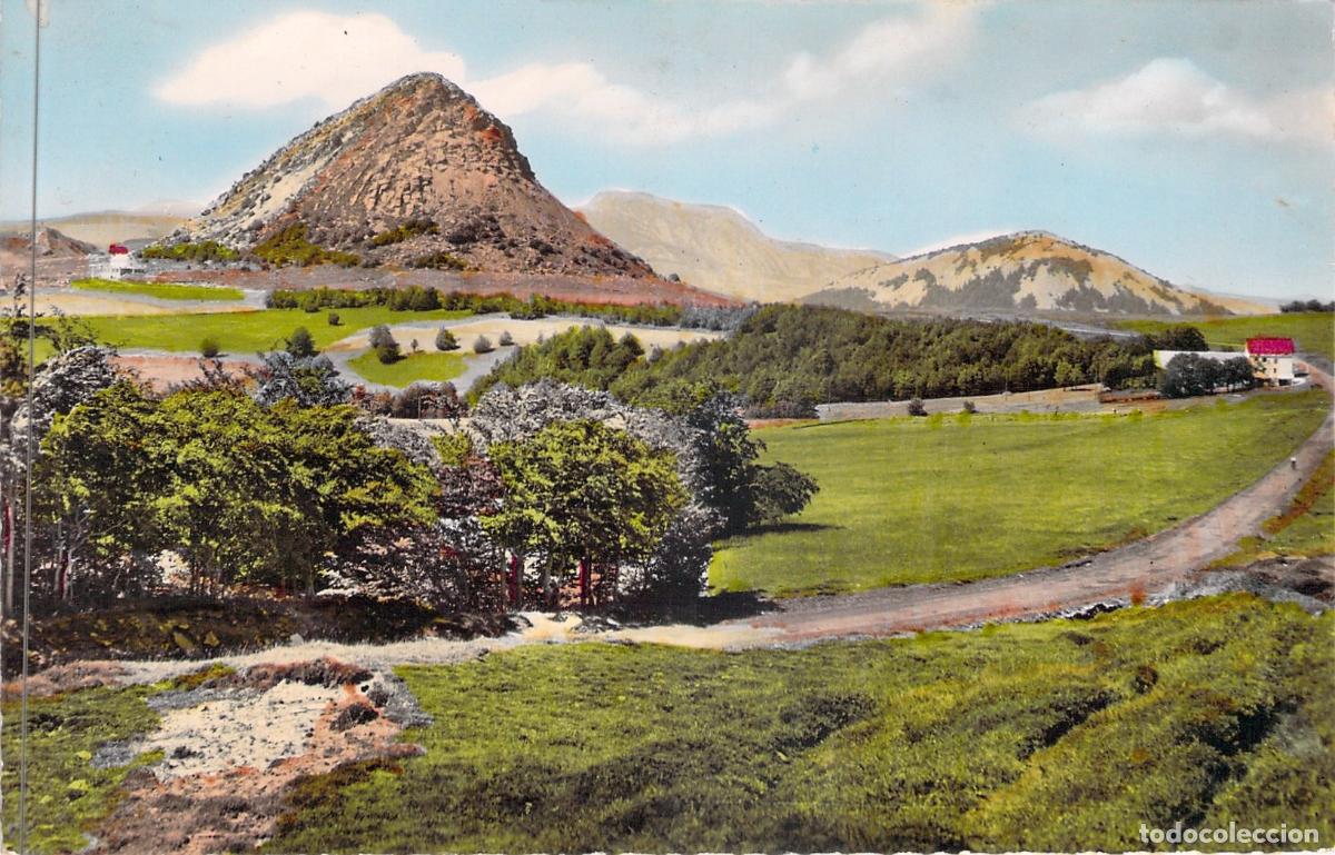 Postales: Postal de los Altos Cevenas con Montes Gerbier de Jonc y M&eacute;zenc