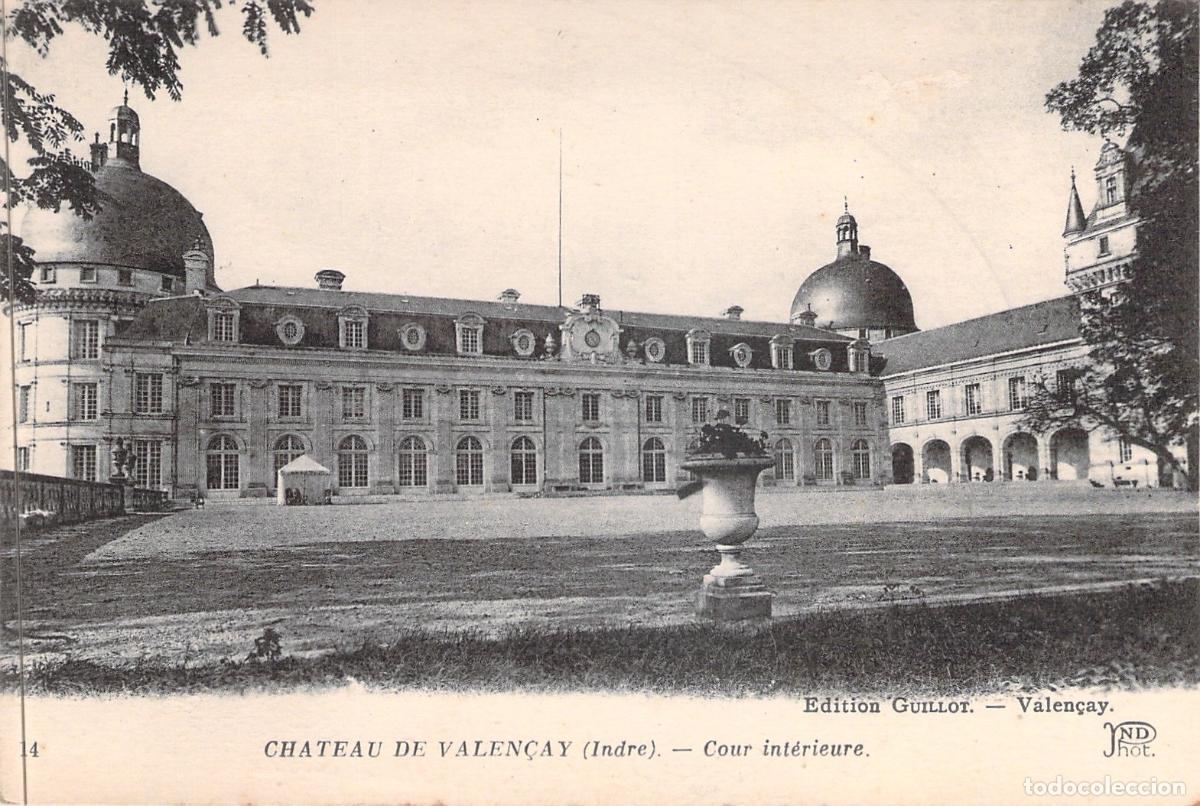 Postkarten: Postal Castillo de Valen&ccedil;ay Indre Francia Patio Interior