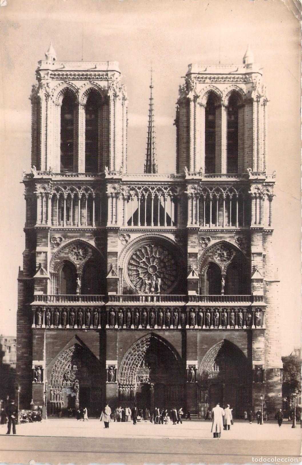 Postales: Postal de la Catedral de Notre Dame en Par&iacute;s, Francia