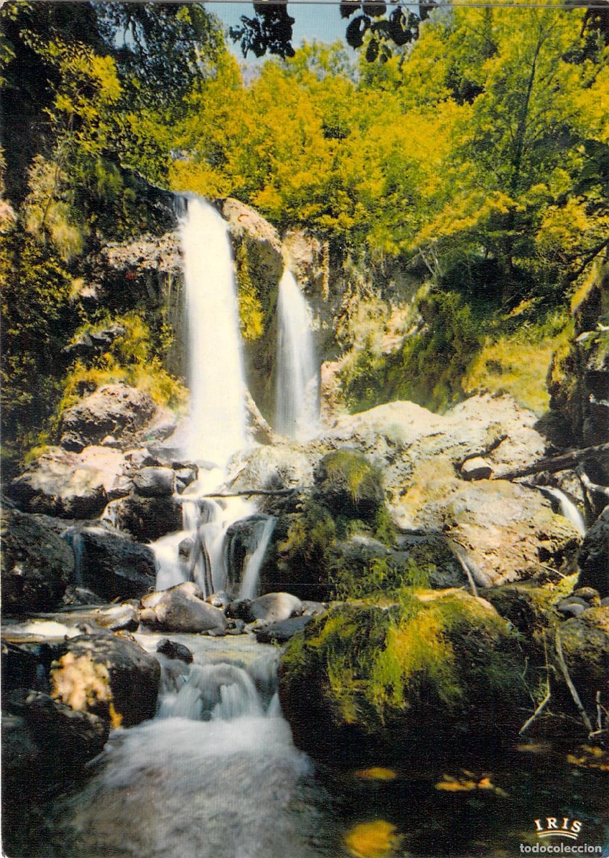 Postales: Postal de la Cascada de la Roucolle en Vic-sur-C&egrave;re, Auvernia