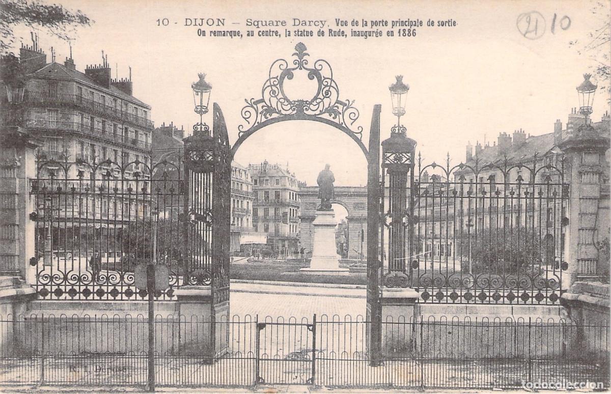 Postales: Postal de la Plaza Darcy en Dijon, Francia - Puerta y Estatua