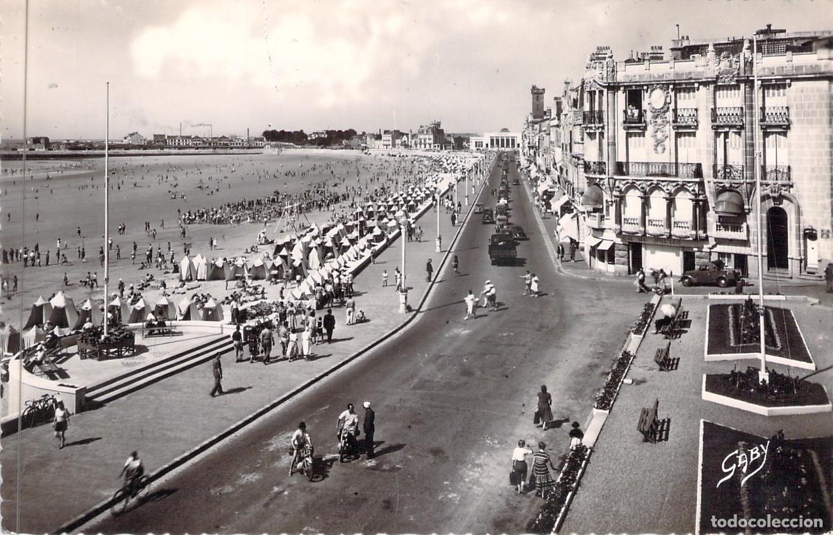 Postales: Postal de Les Sables-d'Olonne: Playa y Paseo del Remblai