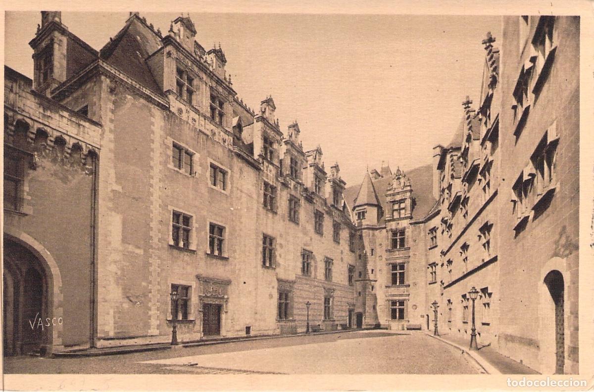 Cartoline: Postal del Castillo de Pau, Patio de Honor, Francia