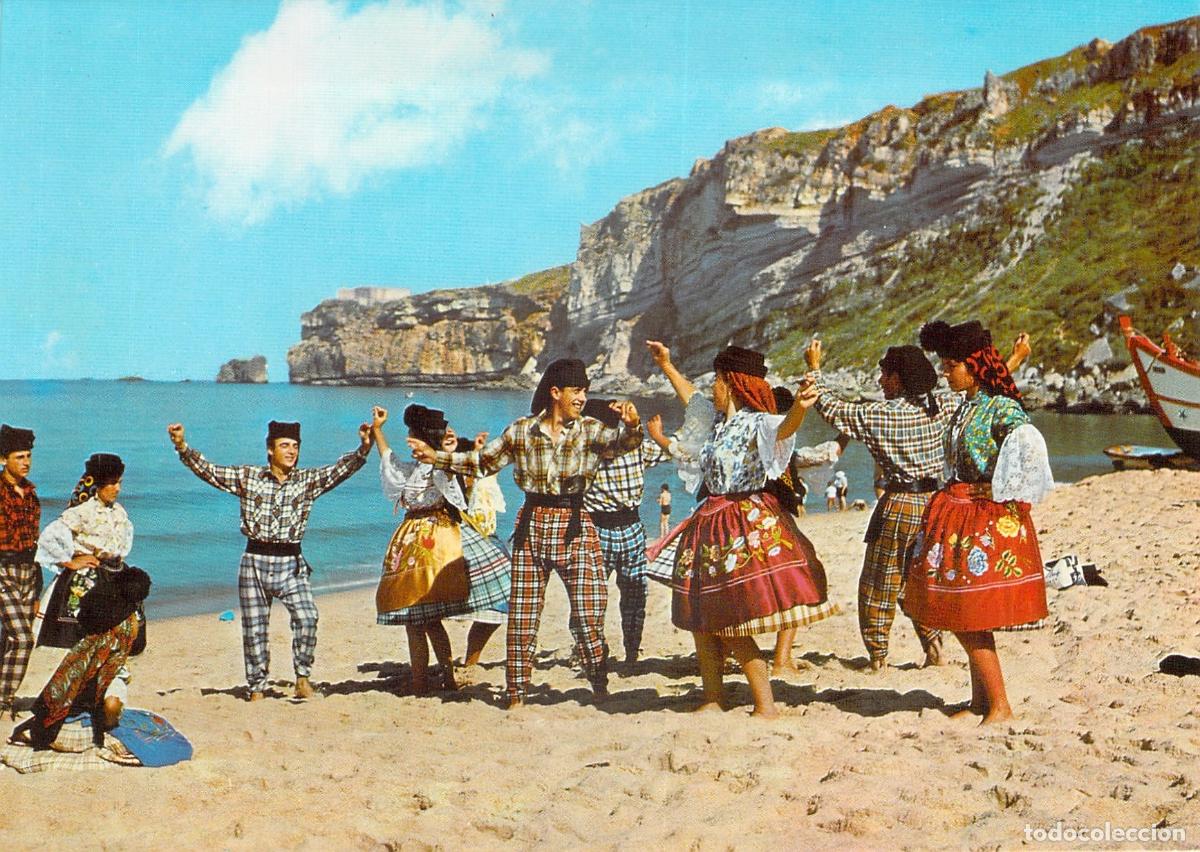 Postales: Postal de Bailes T&iacute;picos en la Playa de Nazar&eacute;, Portugal
